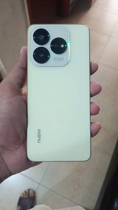 Zte nubia V60 Design 8/256