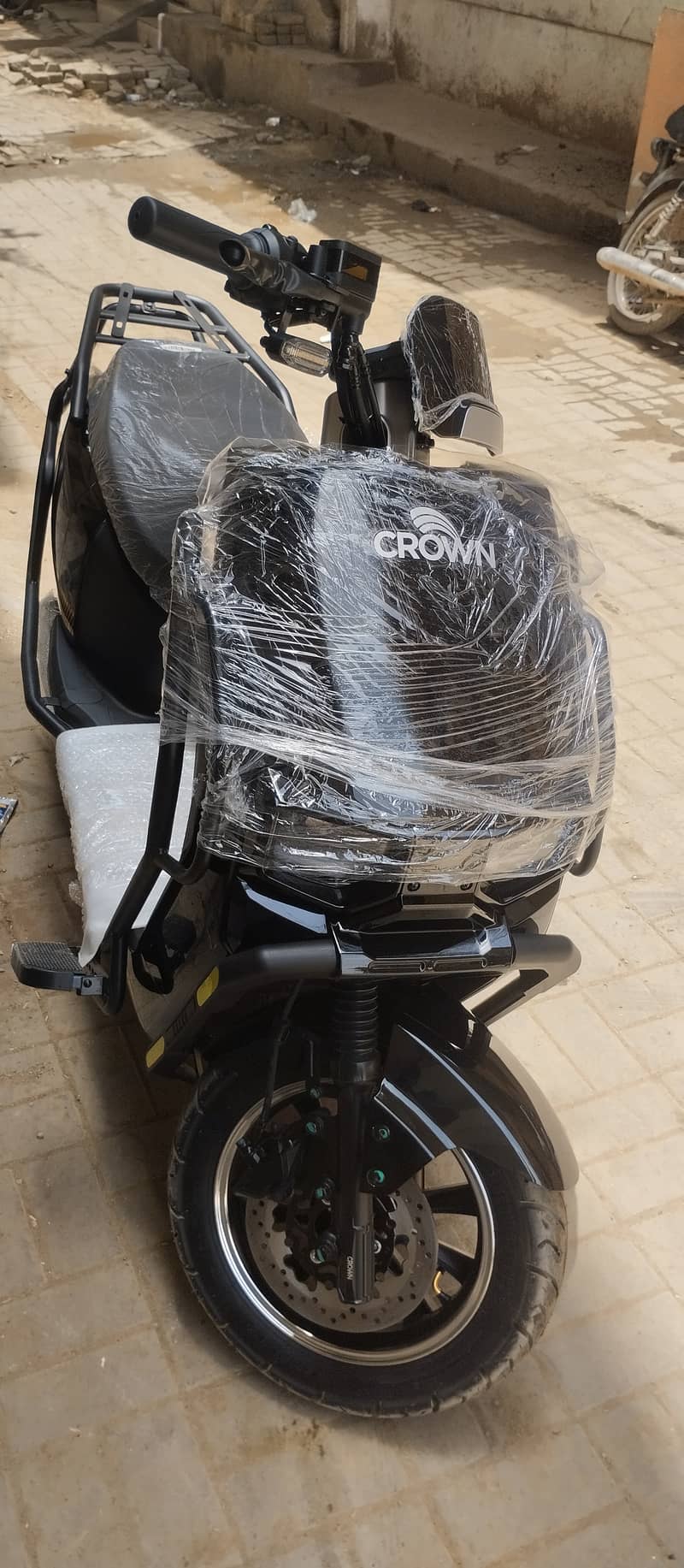 Crown Flash Pro 1