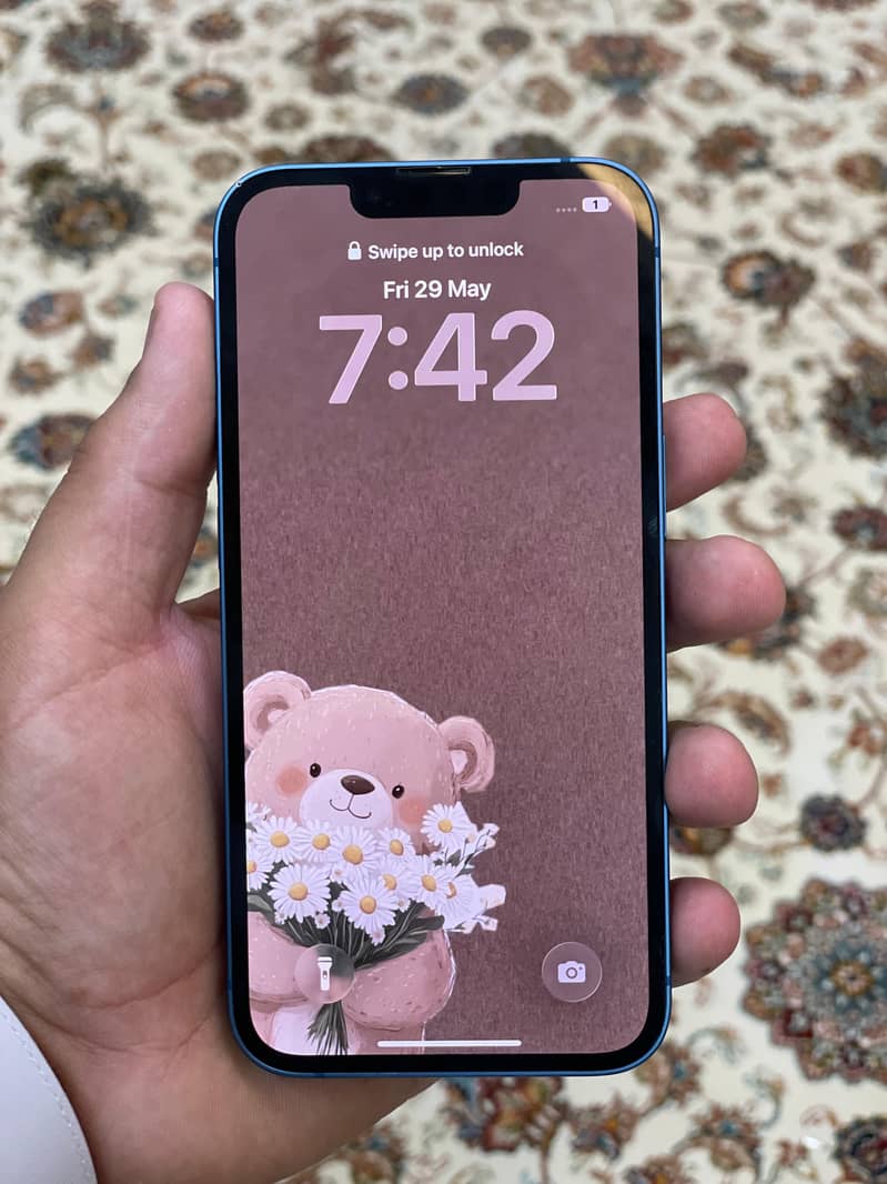 Apple iPhone 13 5