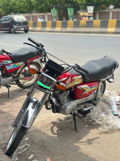 Honda 125 look like a new