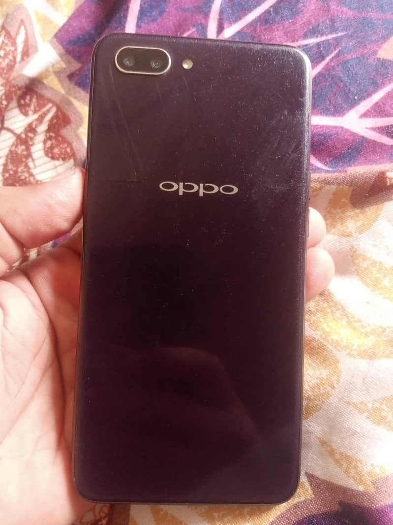 OPPO A3s 1