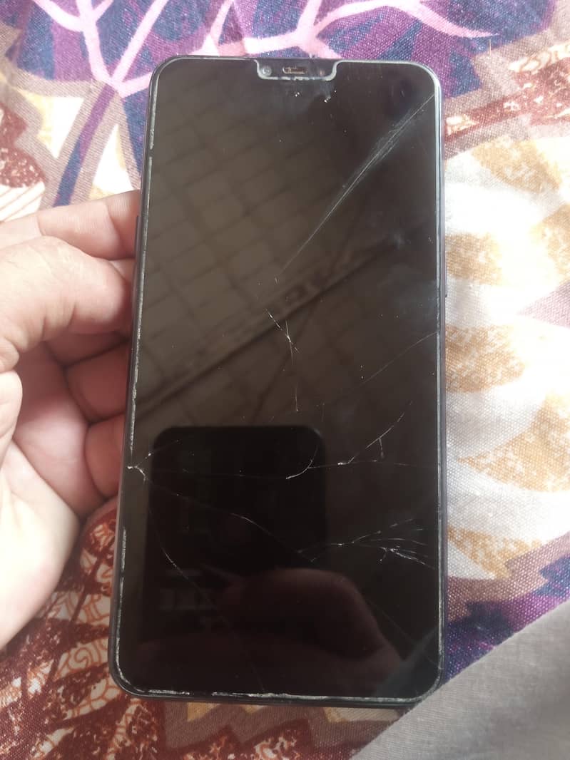 OPPO A3s 5