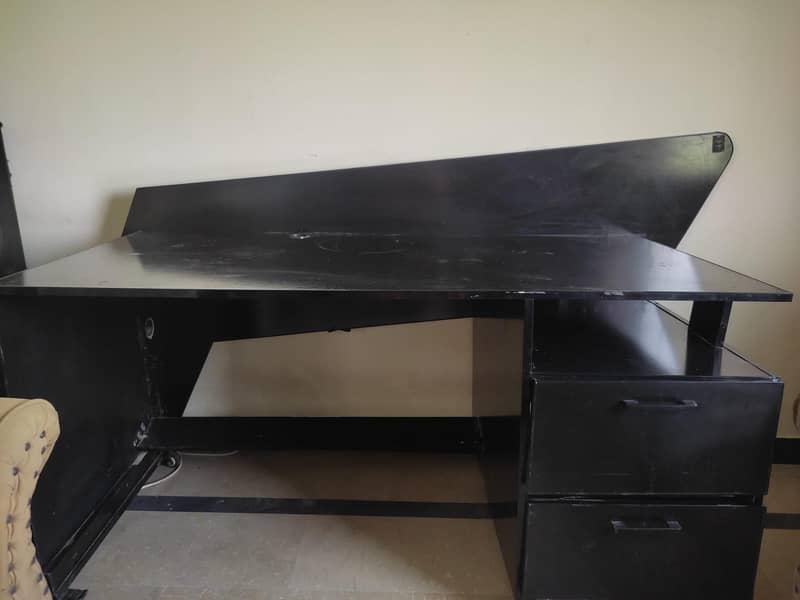 computer table 3