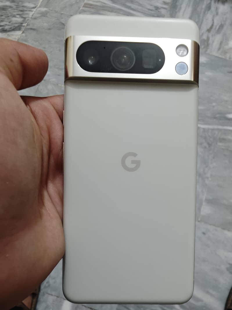 Google Pixel 8 Pro 6