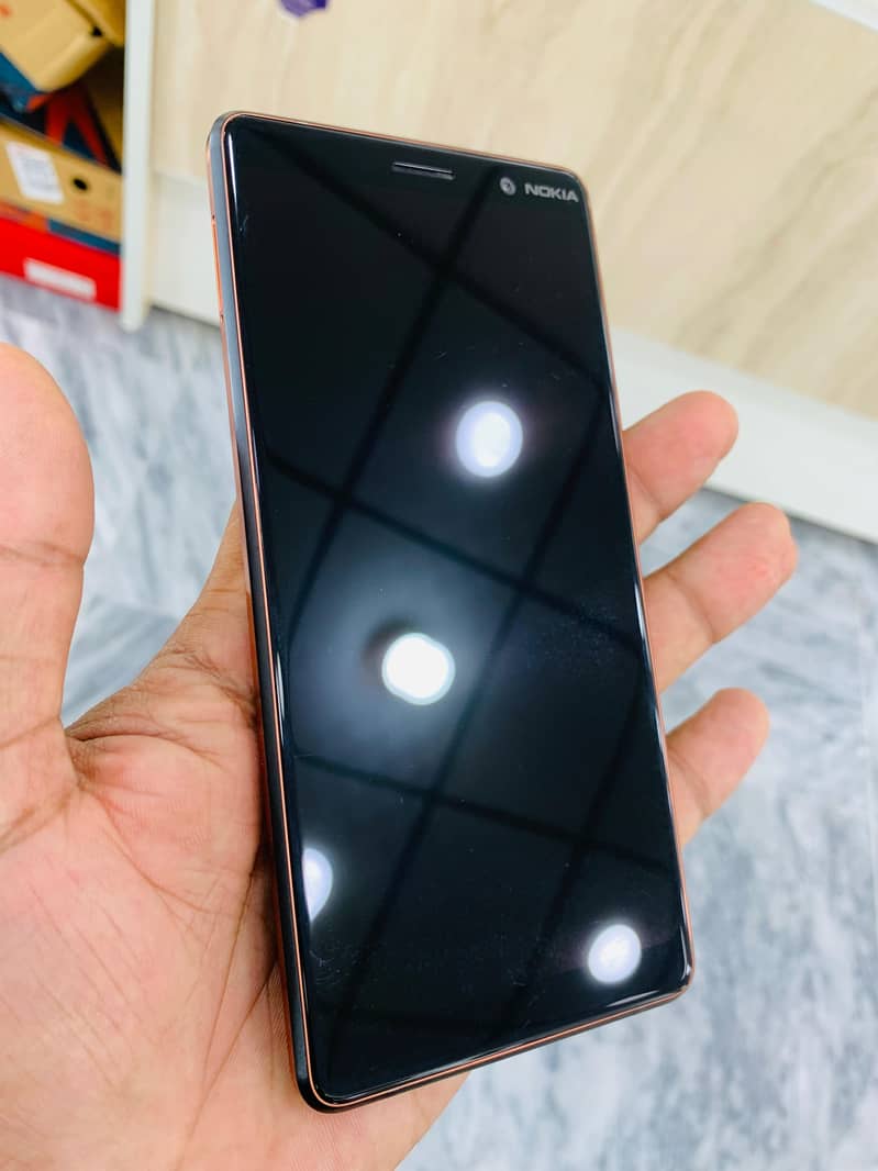 Nokia 7 Plus 1
