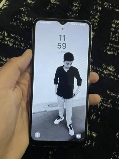 Samsung Mobile A04