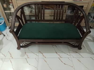 5 seater sofa and table set