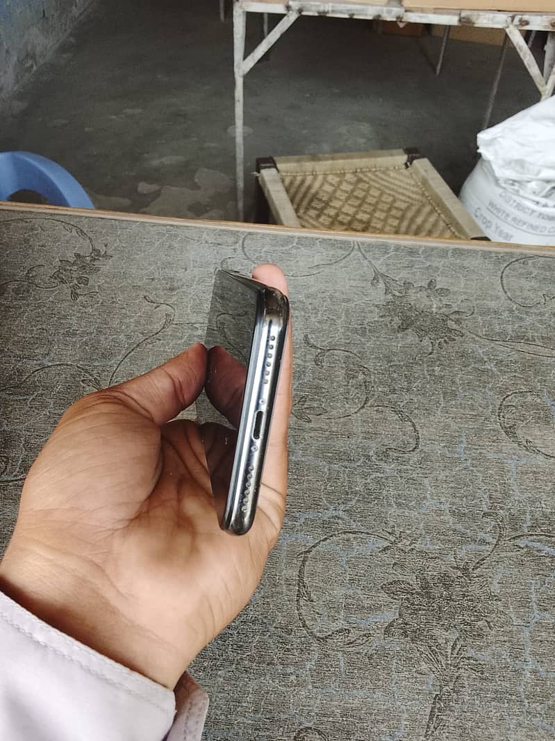 Apple iPhone X 7