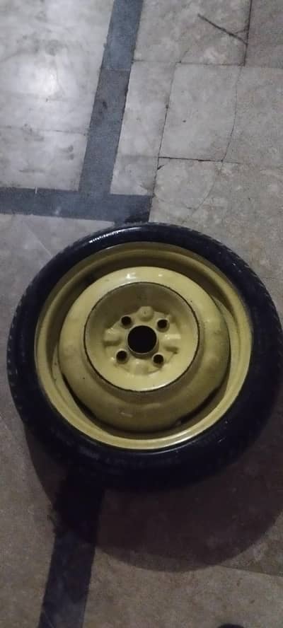 extra tyre for emergency