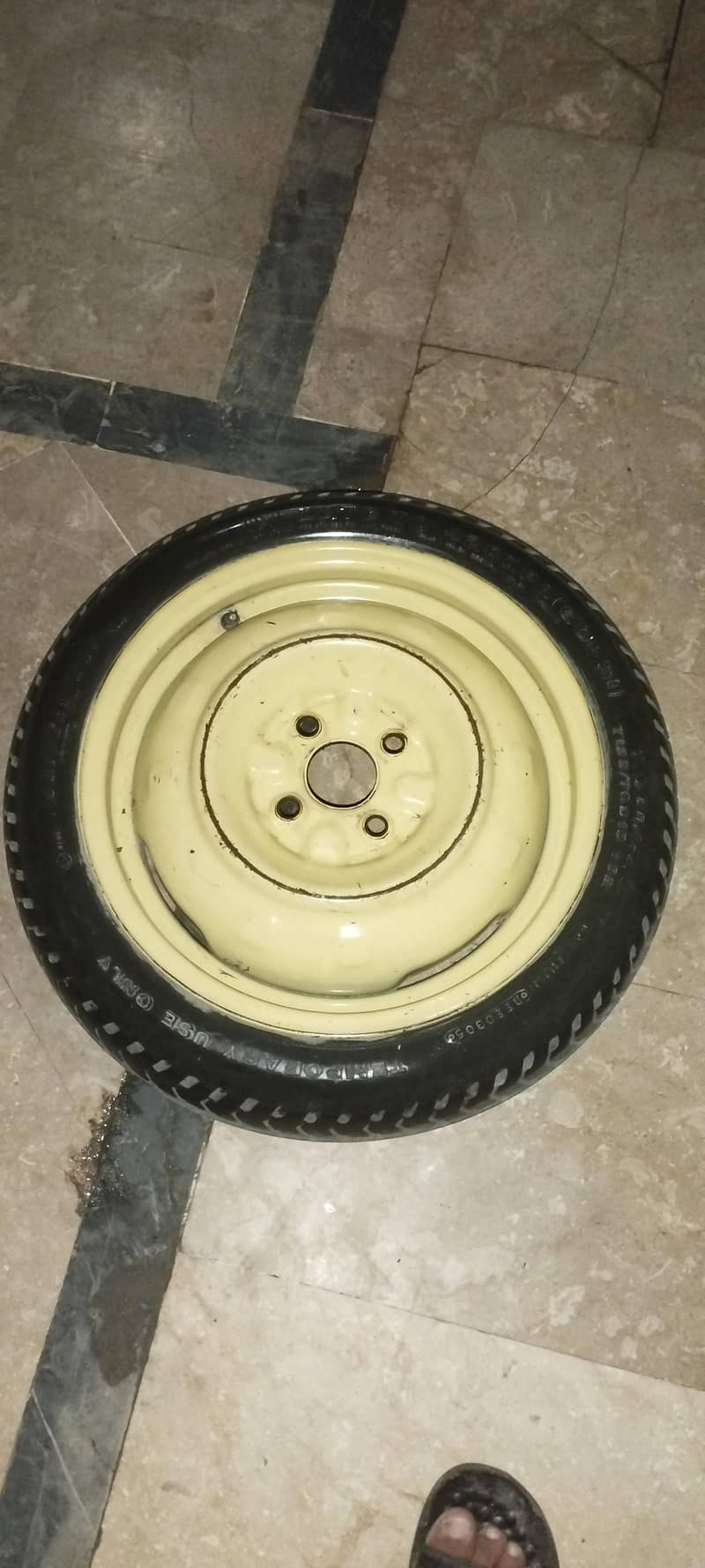extra tyre for emergency 1
