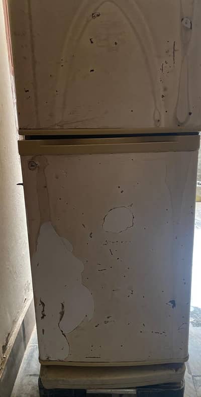 Dawlence refrigerator for sale