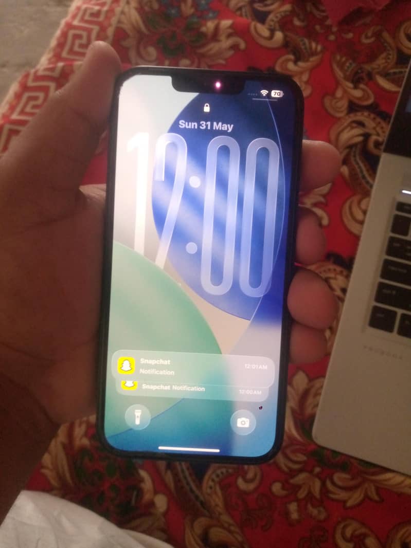 Apple iPhone 13 1