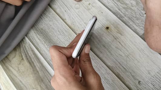Iphone se 3rd generation 10 by 10