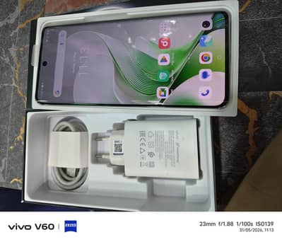 Vivo V40e