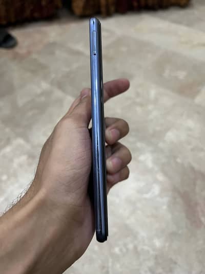 Vivo V21e