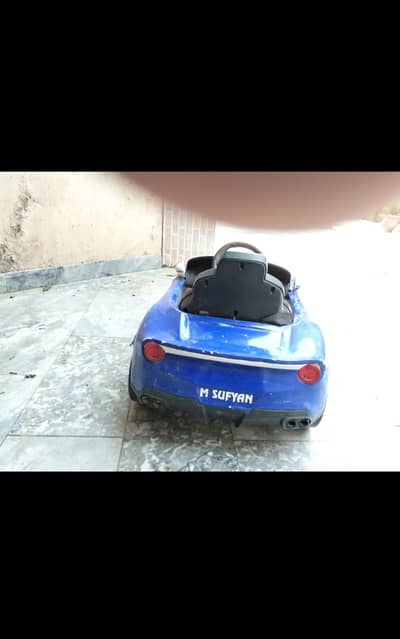 Childern electric car