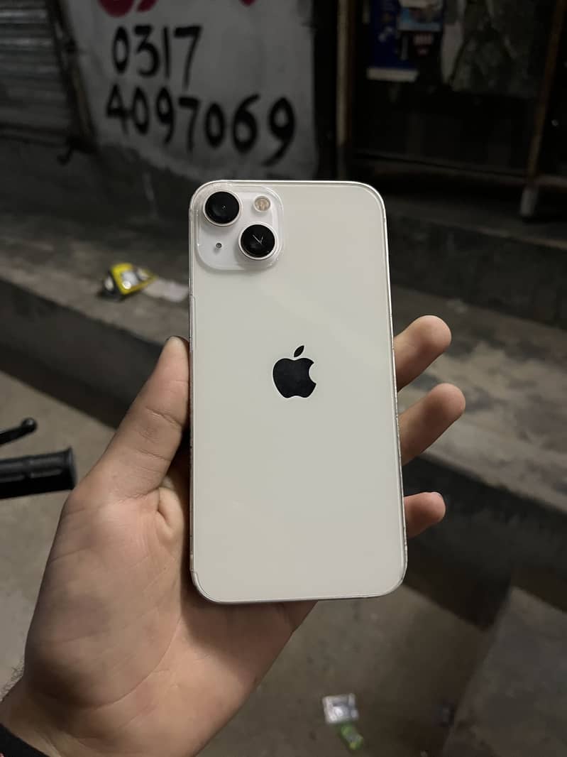 Apple iPhone 13 1