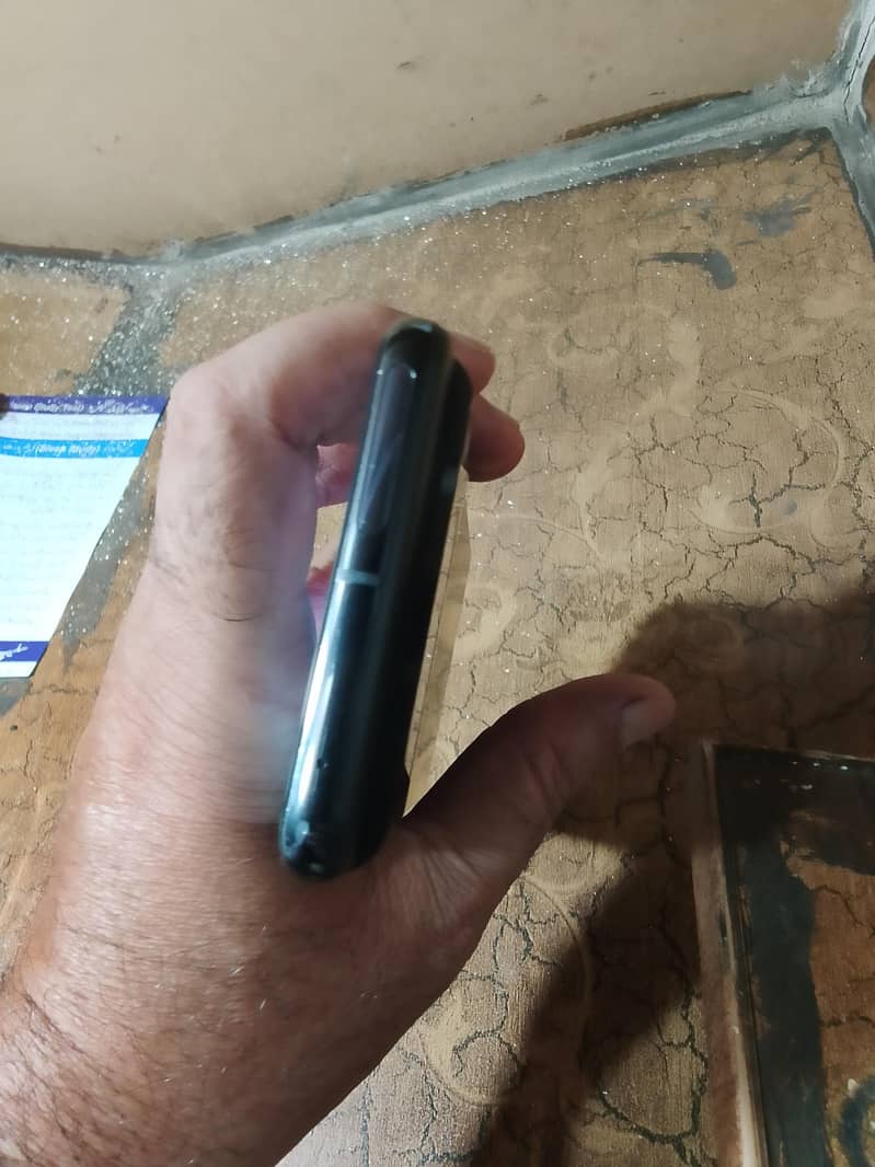 Google Pixel 8 Pro 4