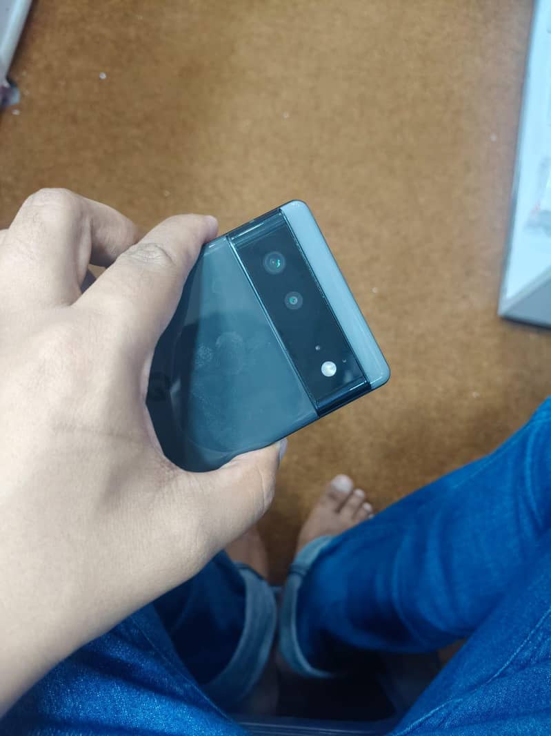Google Pixel 6 4
