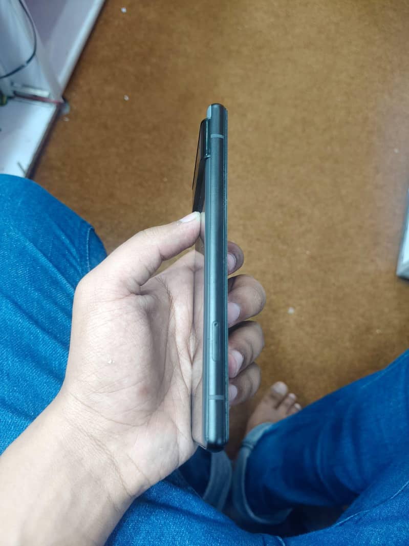 Google Pixel 6 5