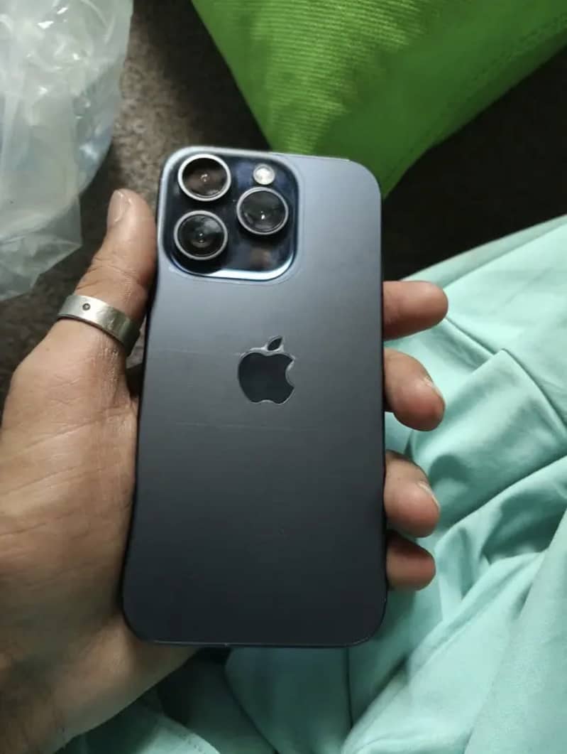 Iphone 15 pro 2