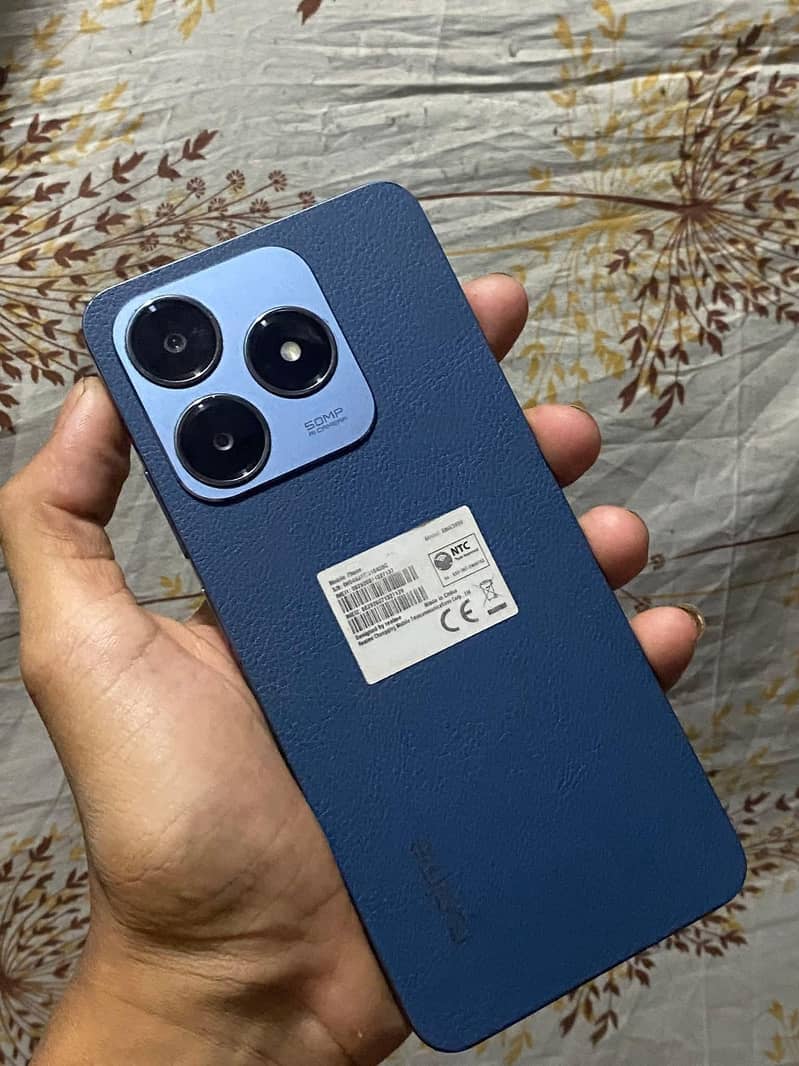 realme C63 2