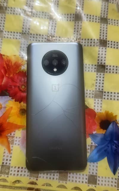 OnePlus 7T Non PTA | Snapdragon 855 | 90 FPS PUGB | DSLR Camera