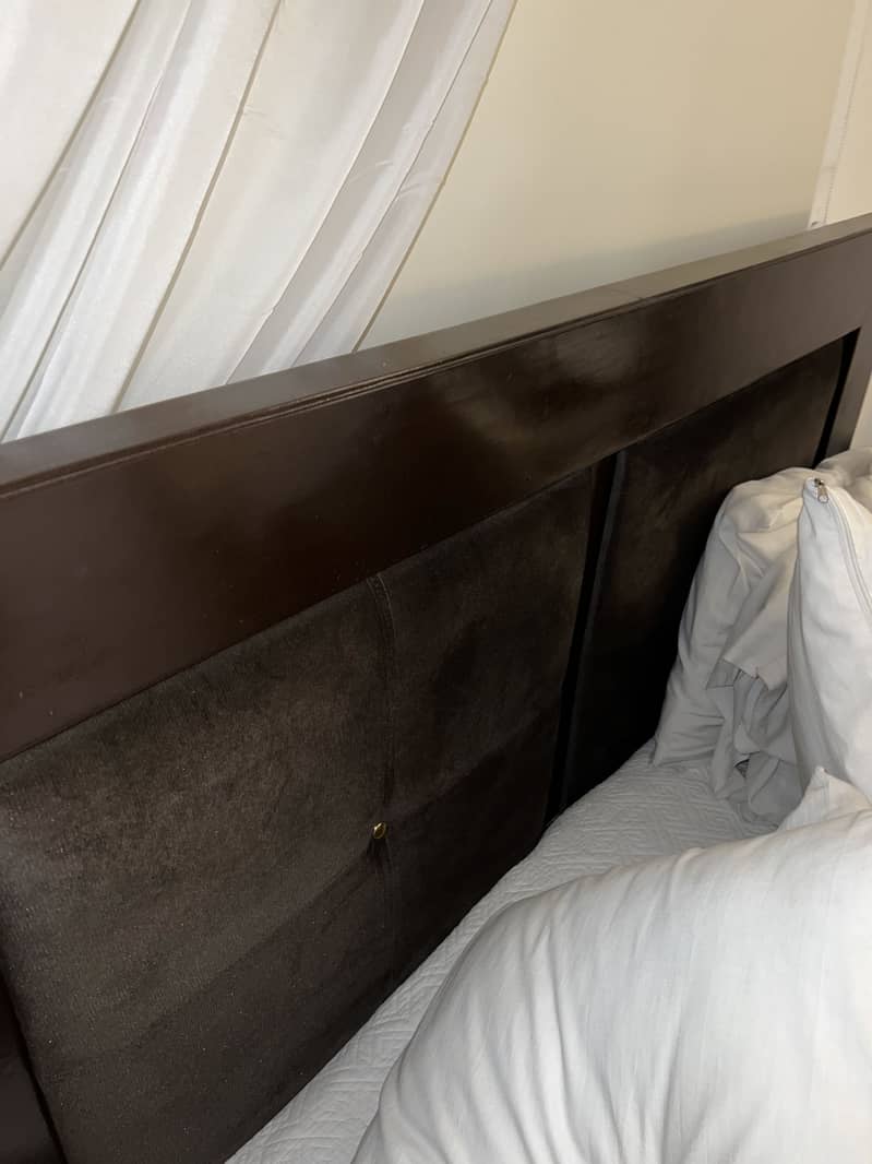 Bed abd Side Table 3