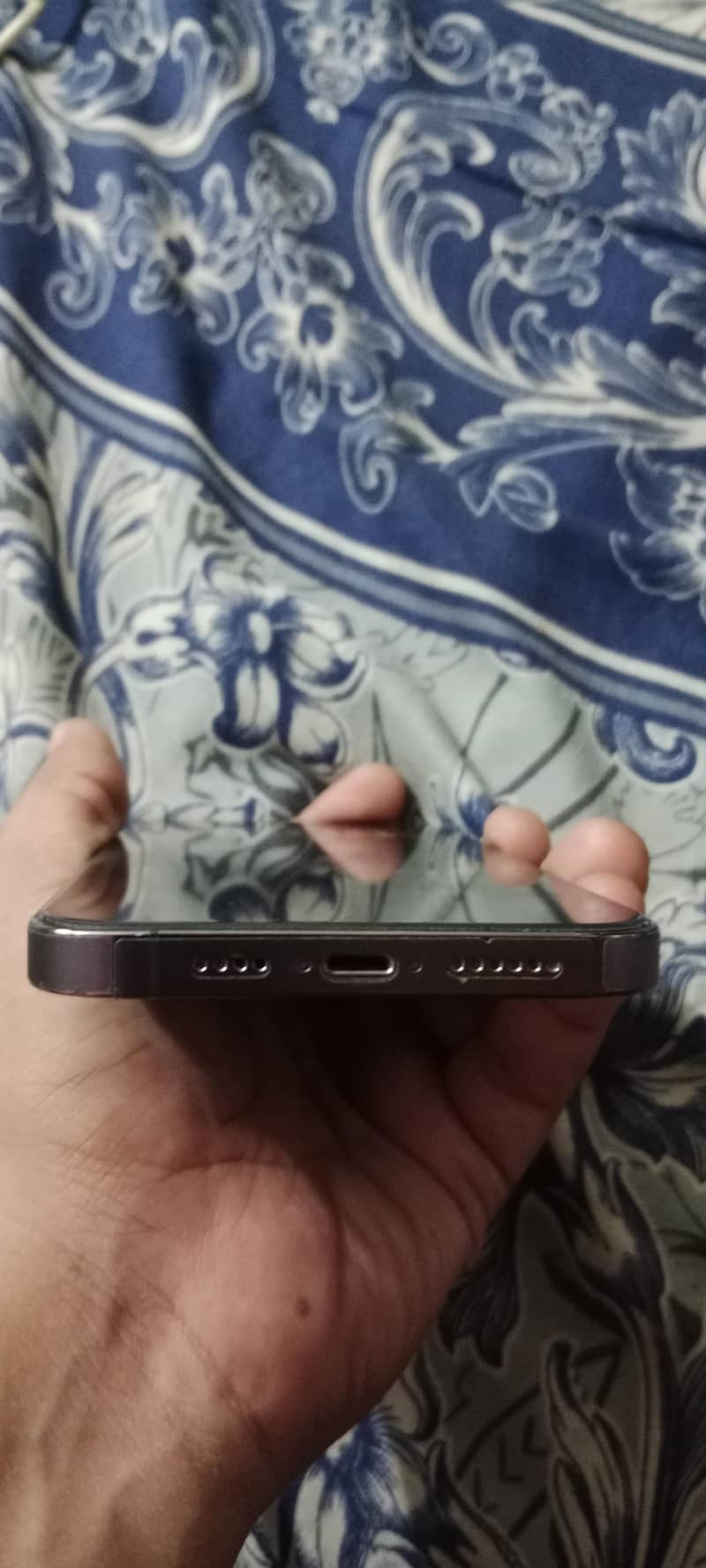 Apple iPhone 14 Pro Max 1