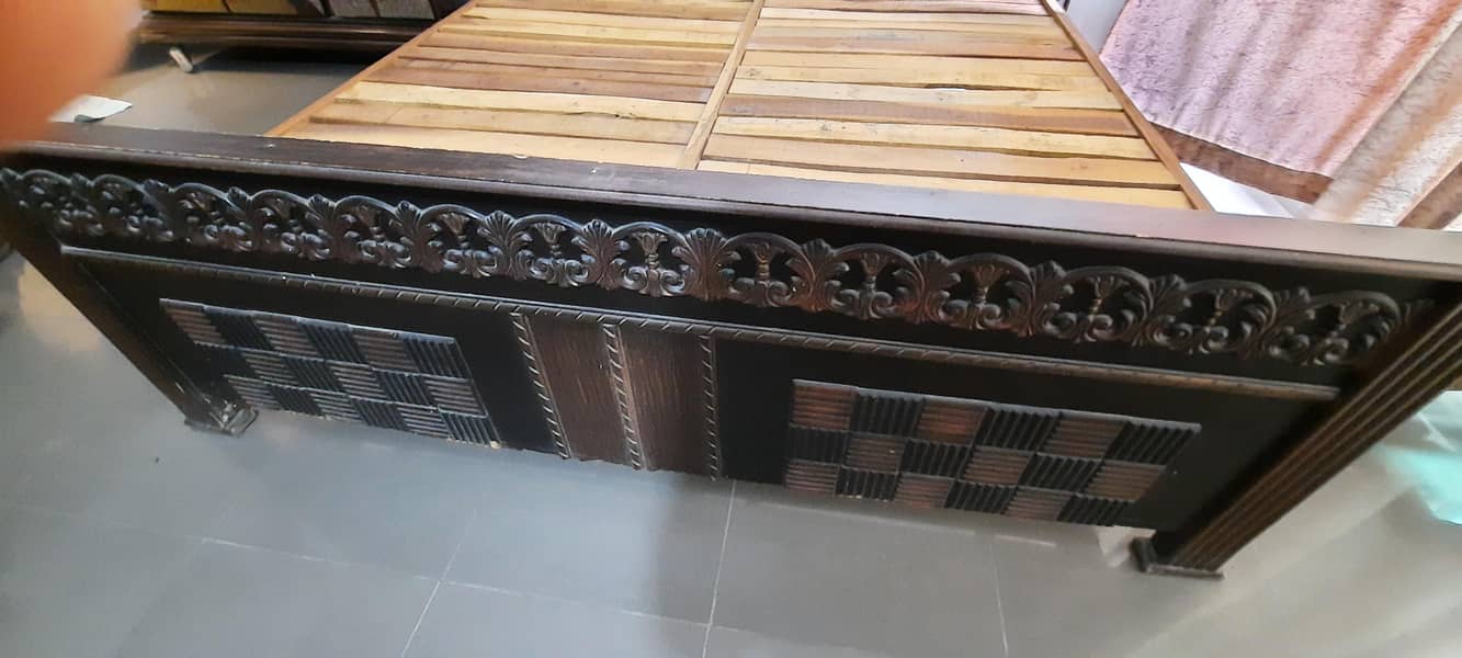 Double bed good condition 5