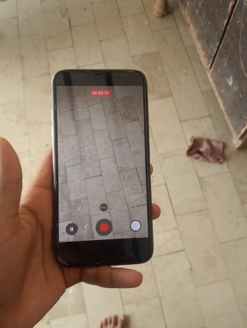 Apple iPhone 11 Pro max 64gb 3
