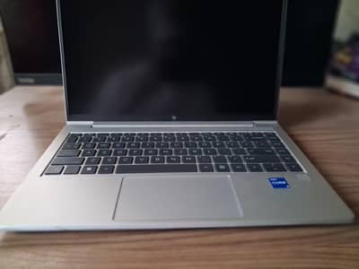 HP Elitebook 640 G10 i5 13th gen