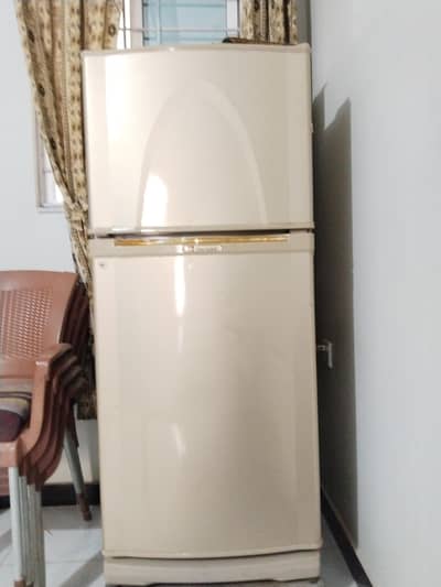 Dawlance fridge for sale