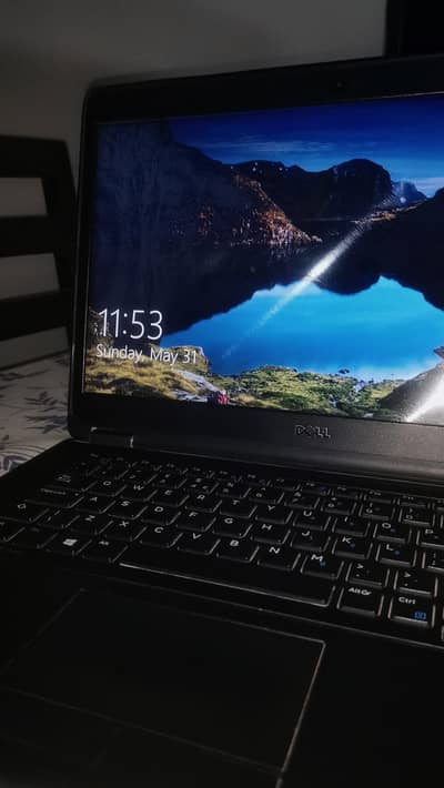 DELL LATITUDE E5450 - Core i5 - 5th Gen