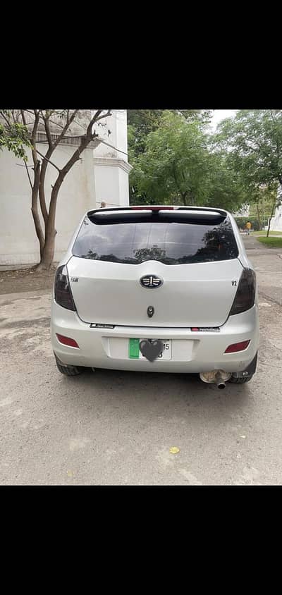 FAW V2 2015 Room like brand new condition 67000