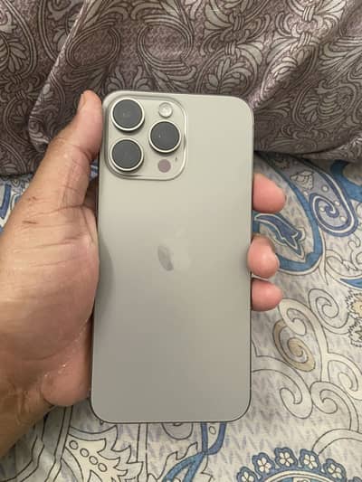 iPhone 15 Pro Max