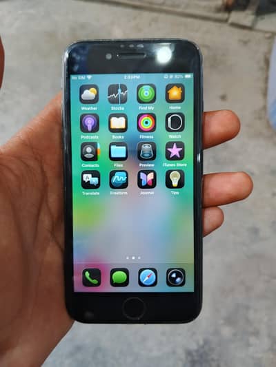 Apple iPhone SE
