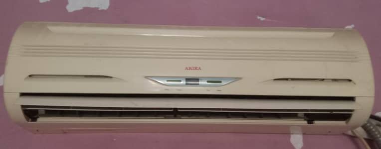 Akira company 1ton ka split Ac ha Ac for sell