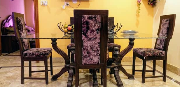 6 chairs Glass top Tali wood dining table