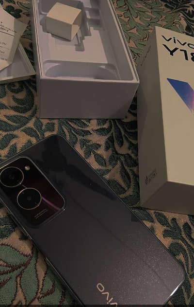 Vivo Y18