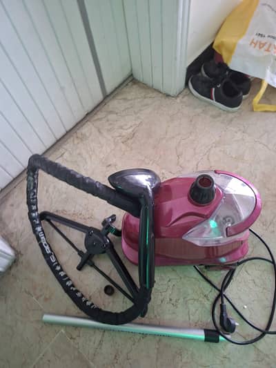 suboom steam iron with rod and hanger