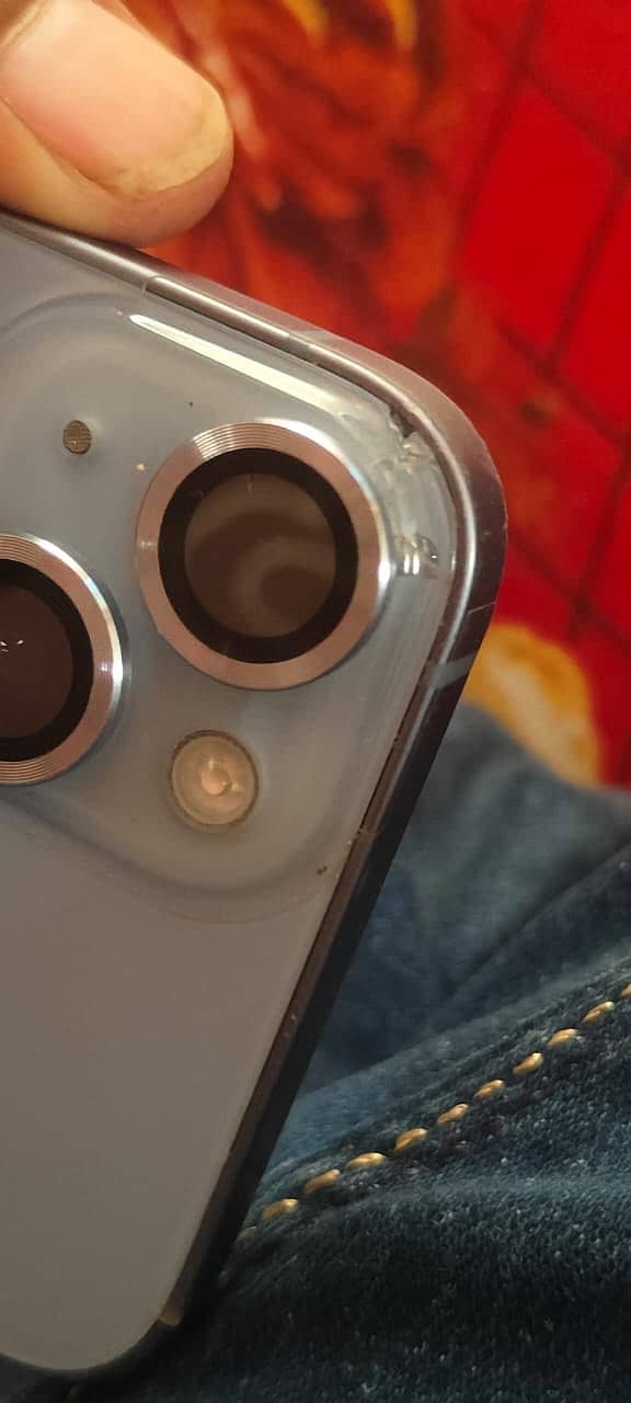 Apple iPhone 14 3