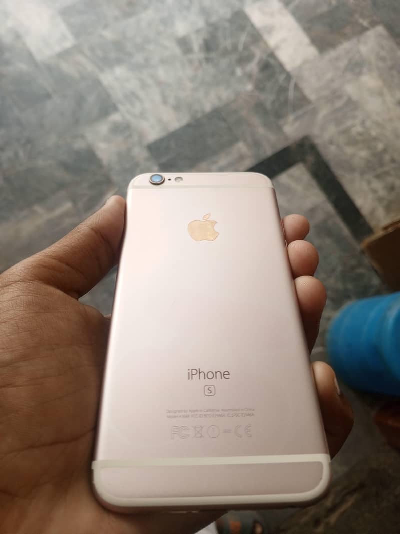 iPhone 6S 1