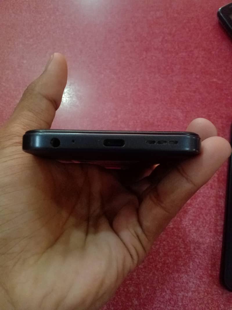 Tecno Spark Go 2