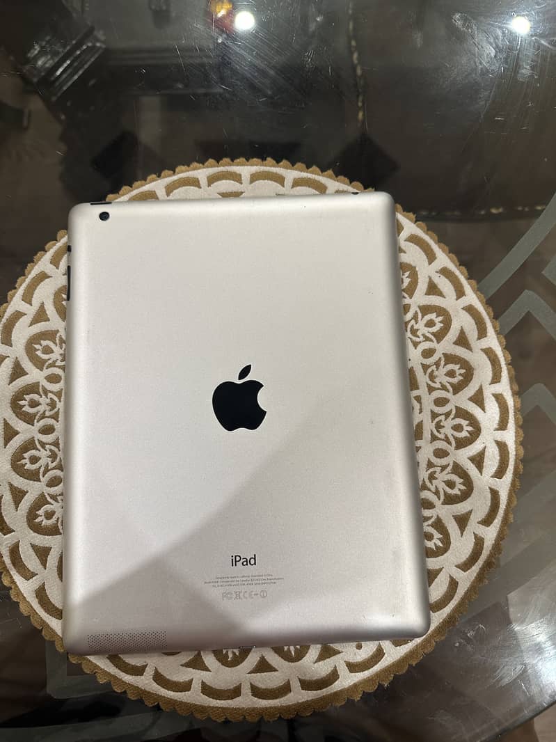 Apple IPad 4th generation 2
