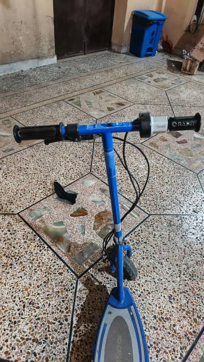 electric scooter
