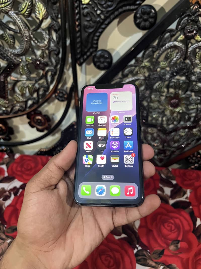 IPhone XS 0