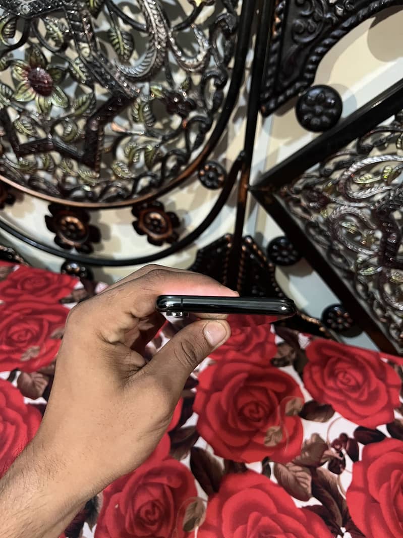 IPhone XS 3