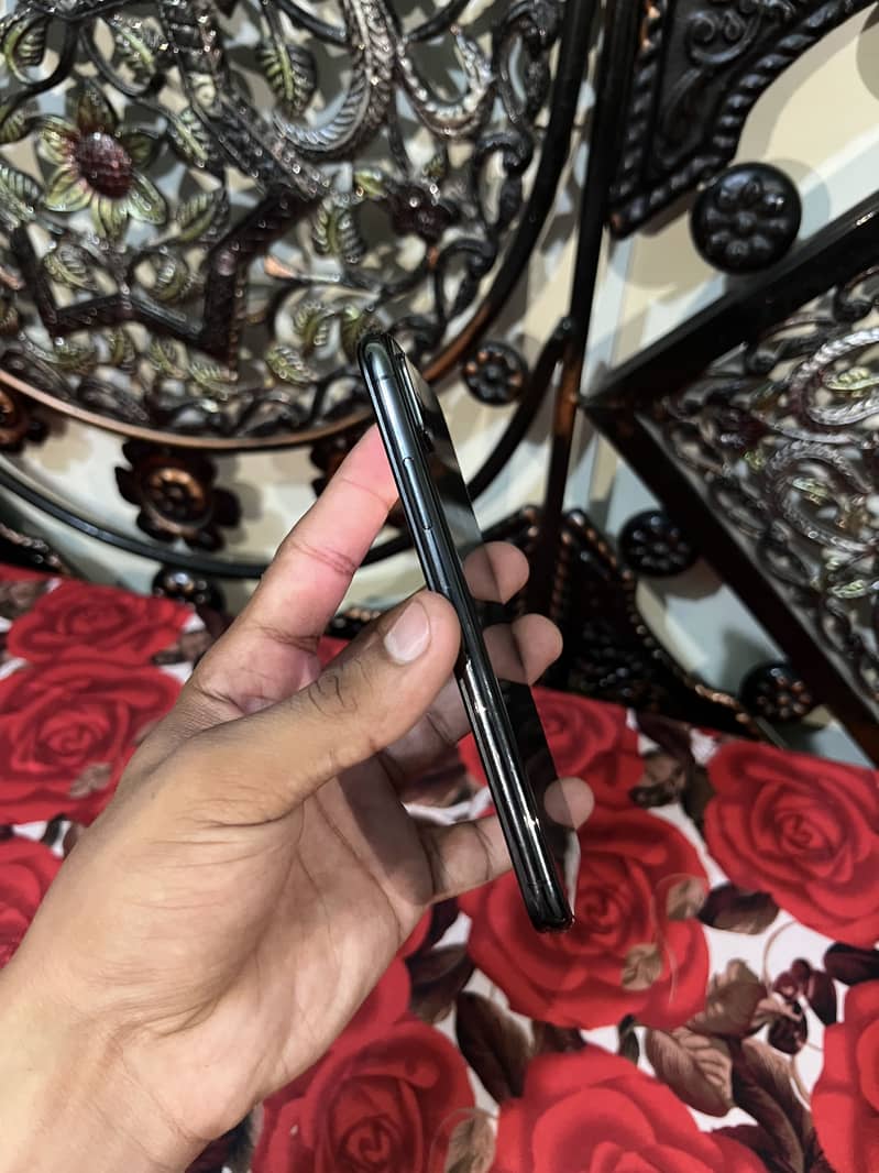 IPhone XS 5