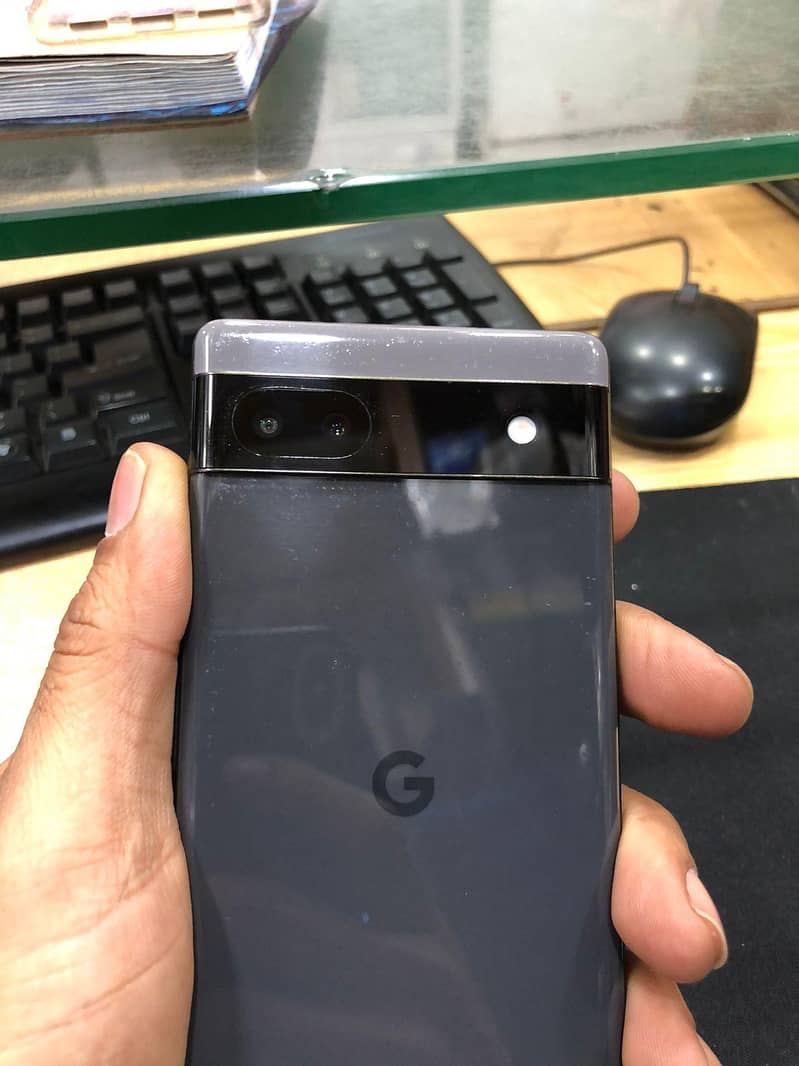 Google Pixel 6a 5